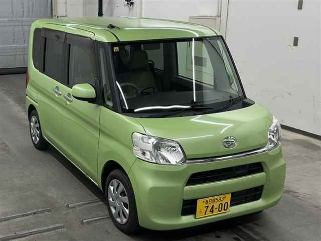 DAIHATSU TANTO 2014