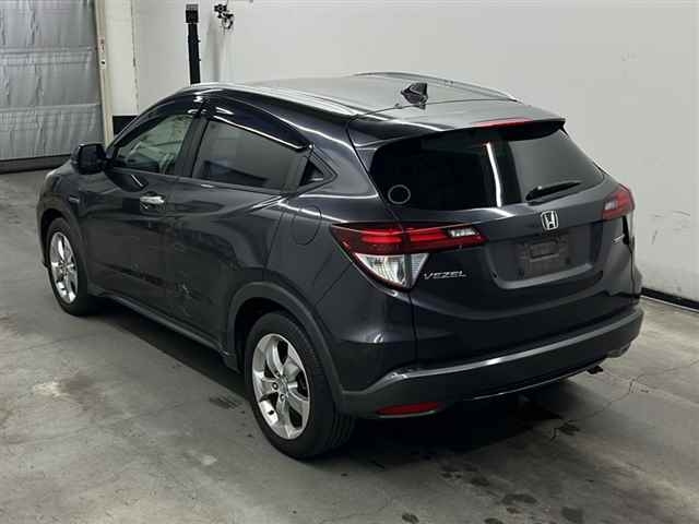 HONDA VEZEL 2013