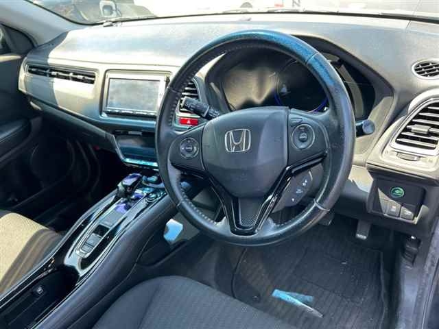 HONDA VEZEL 2013