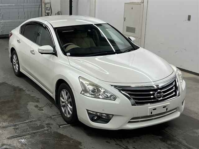 NISSAN TEANA 2016