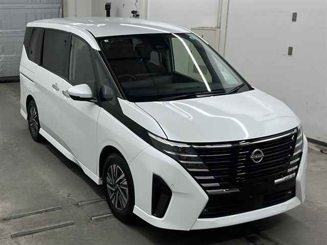 NISSAN SERENA 2023