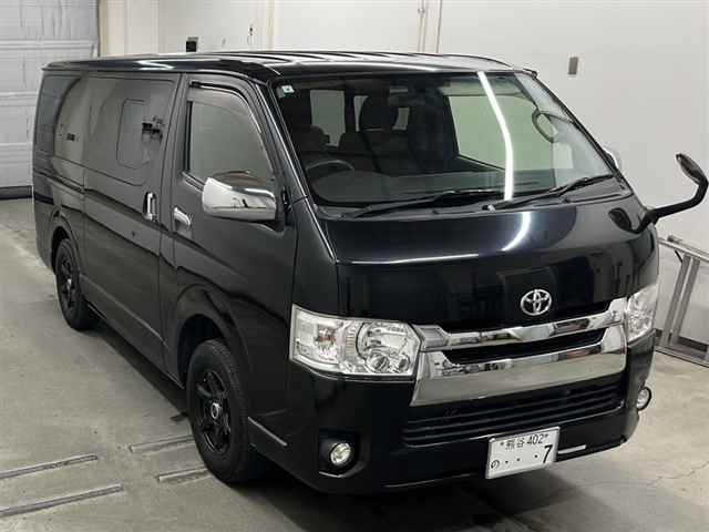 TOYOTA HIACE VAN 2014