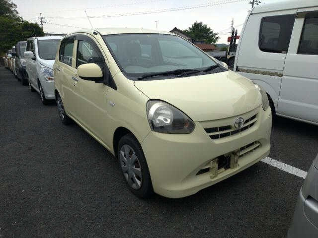 TOYOTA PIXIS EPOCH 2012
