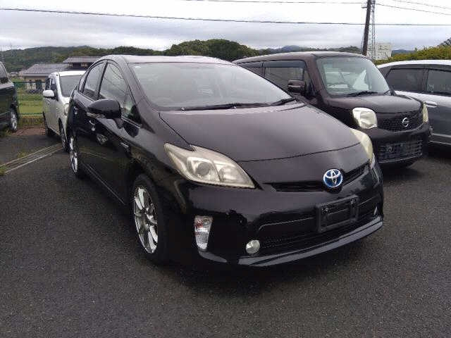 TOYOTA PRIUS 2012