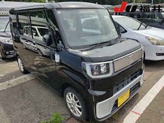 DAIHATSU WAKE 2015