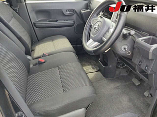 DAIHATSU WAKE 2015