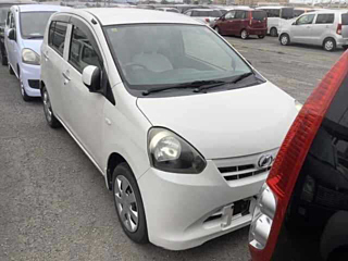 DAIHATSU MIRA E S 2012
