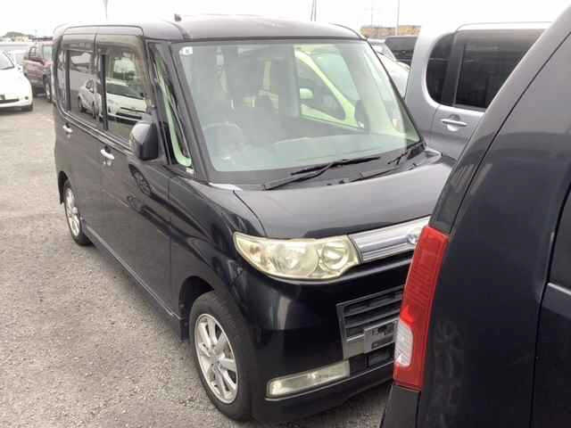 DAIHATSU TANTO 2009