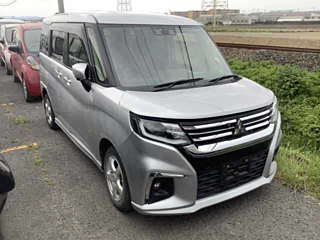 MITSUBISHI DELICA D2 2022