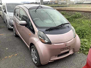 MITSUBISHI I 2010