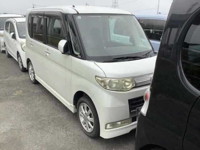 DAIHATSU TANTO 2009