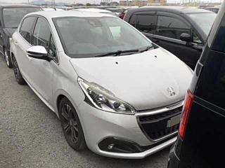 PEUGEOT 208 2016