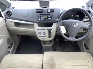 DAIHATSU MOVE 2013