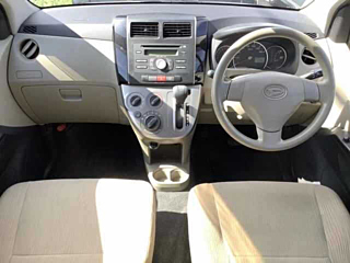 DAIHATSU MIRA 2010