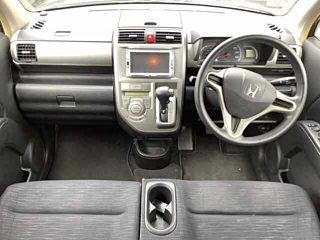 HONDA ZEST 2010
