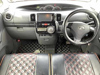 DAIHATSU TANTO 2010