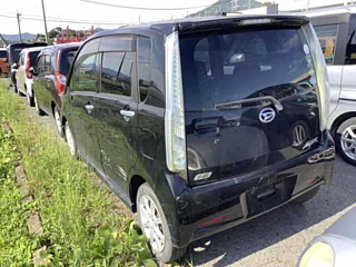 DAIHATSU MOVE 2013