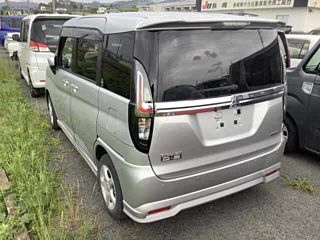 MITSUBISHI DELICA D2 2022