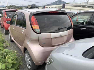 MITSUBISHI I 2010