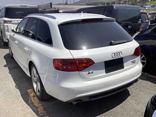 AUDI A4 2011
