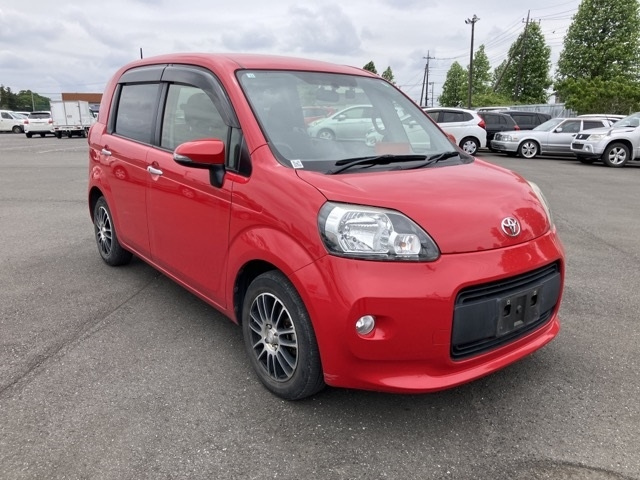 TOYOTA PORTE 2014