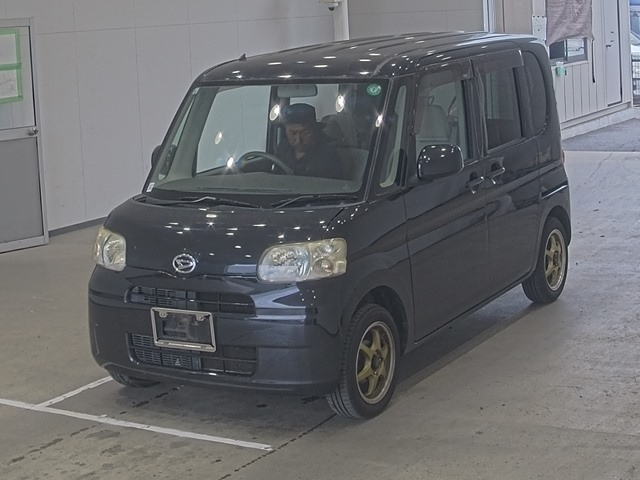 DAIHATSU TANTO 2009