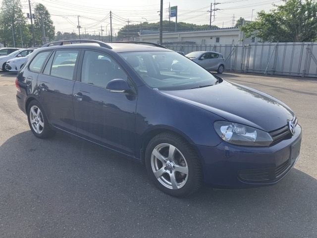 VOLKSWAGEN GOLF VARIANT 2010