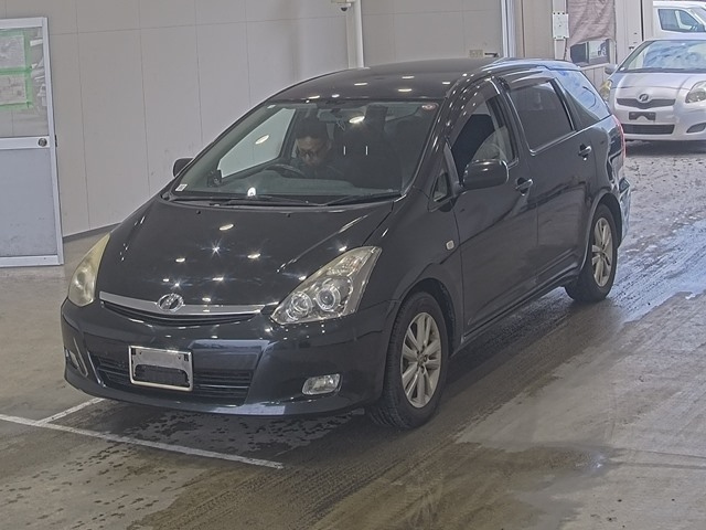 TOYOTA WISH 2006
