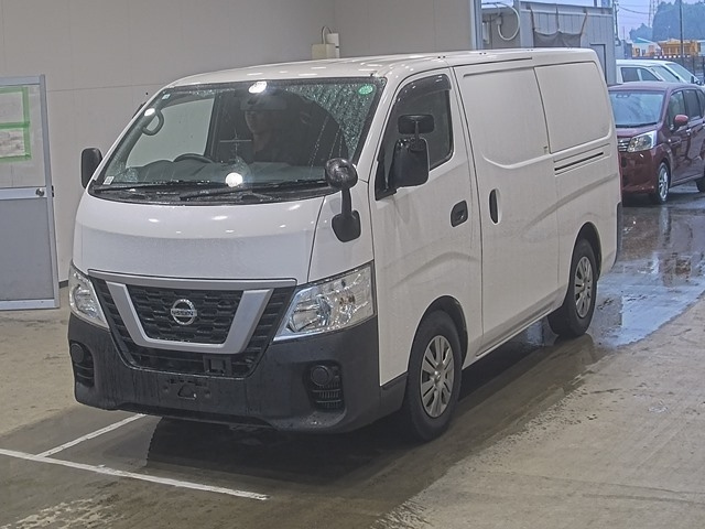 NISSAN CARAVAN VAN 2018
