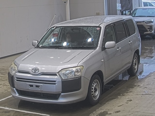 TOYOTA SUCCEED 2016