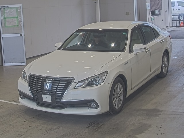 TOYOTA CROWN 2015
