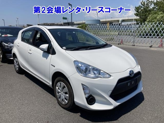 TOYOTA AQUA 2017