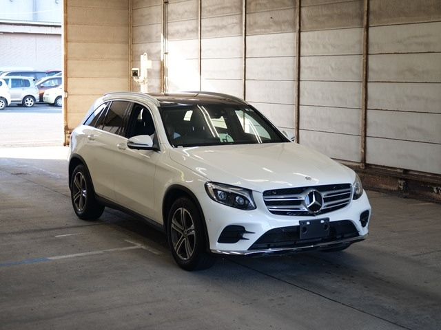 MERCEDES BENZ GLC CLASS 2016