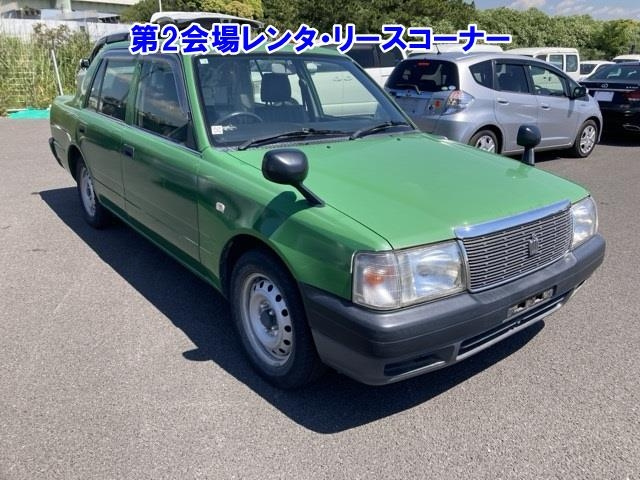 TOYOTA CROWN COMFORT 2017