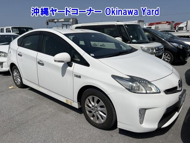 TOYOTA PRIUS PHV 2014