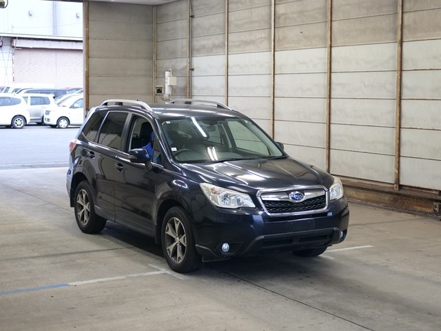 SUBARU FORESTER 2015