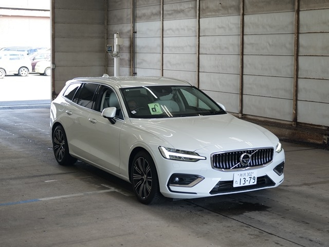VOLVO V60 2019