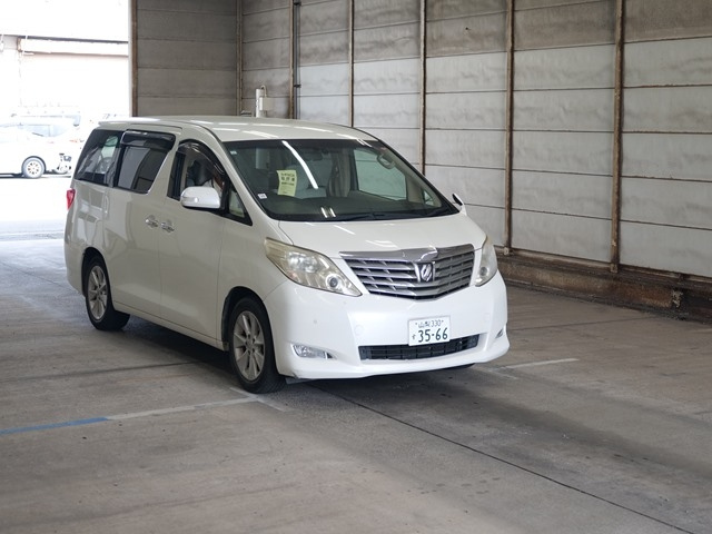 TOYOTA ALPHARD 2011