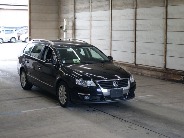 VOLKSWAGEN PASSAT VARIANT