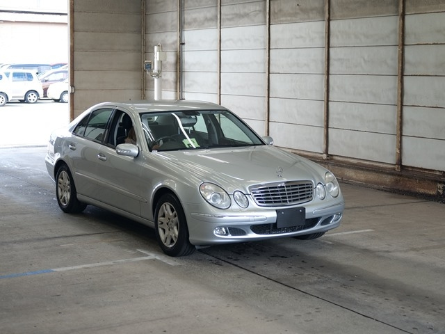 MERCEDES BENZ E CLASS 2006
