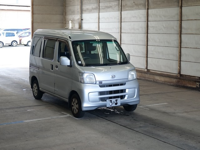 DAIHATSU HIJET VAN 2013