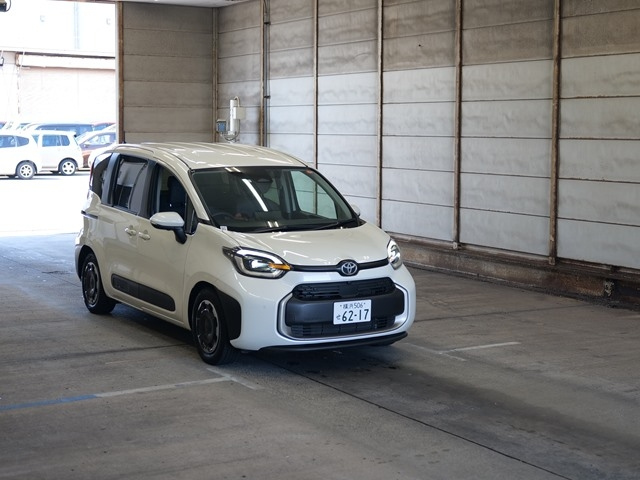 TOYOTA SIENTA 2023