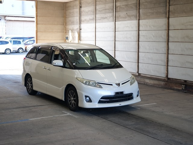 TOYOTA ESTIMA 2011