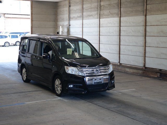 HONDA STEP WAGON 2010