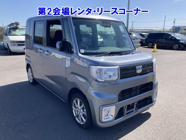 DAIHATSU WAKE