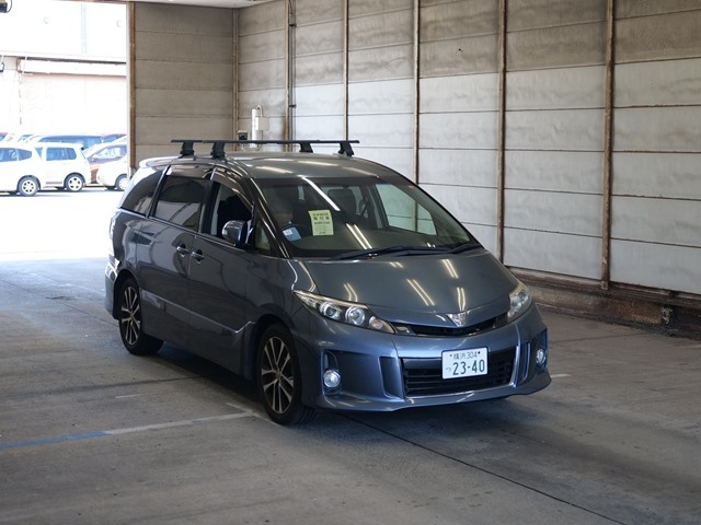TOYOTA ESTIMA 2016