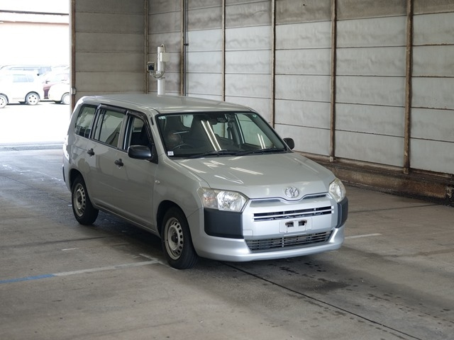 TOYOTA SUCCEED 2017