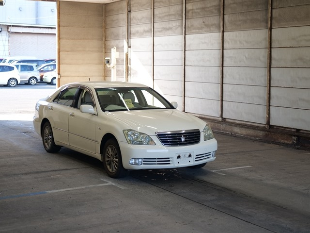 TOYOTA CROWN 2005