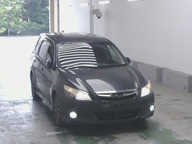 SUBARU EXIGA 2012
