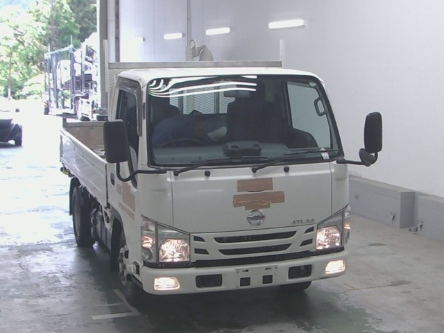NISSAN ATLAS 2020